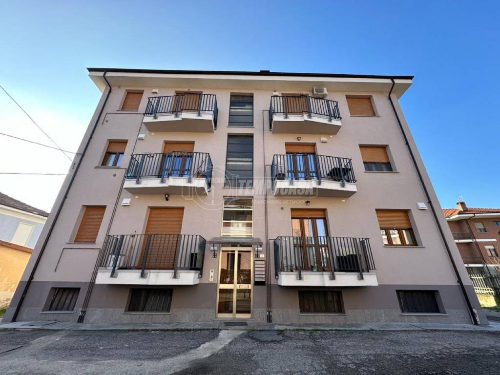 Appartamento in vendita a Bra via Vittorio Alfieri 13