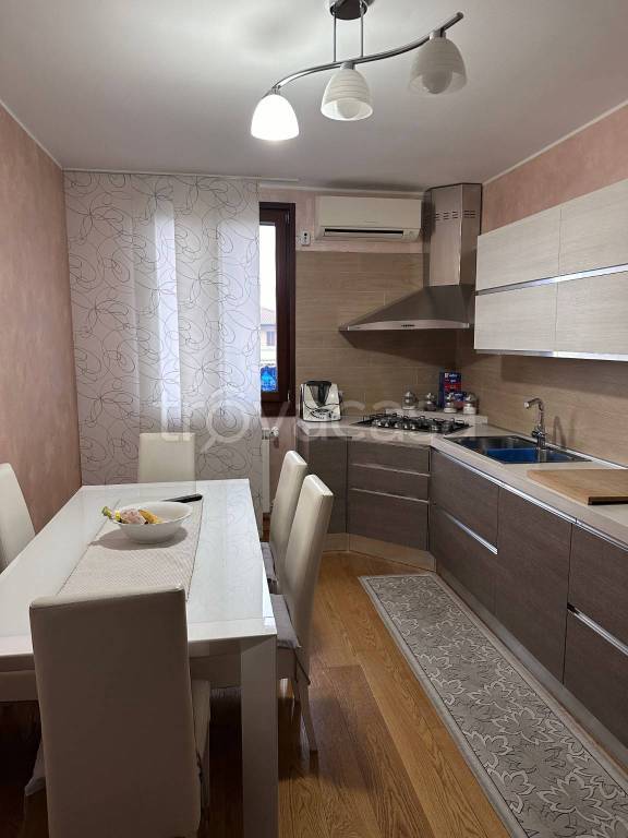 Appartamento in in vendita da privato a Pavia via Edoardo Camera