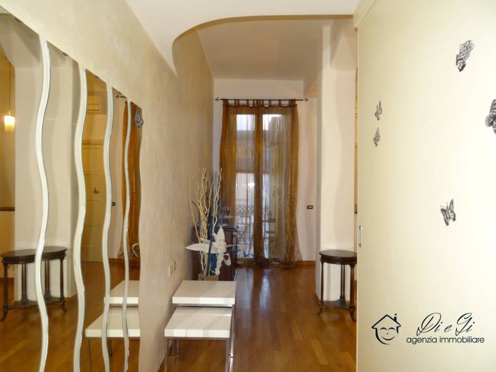Appartamento in vendita ad Albenga via Genova 96