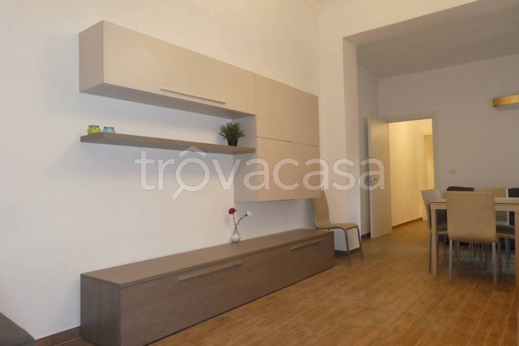 Appartamento in affitto a Torino via dell'Accademia Albertina