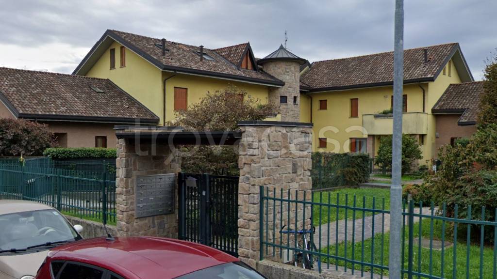 Appartamento all'asta a Cavenago di Brianza via delle Vallazze, 18