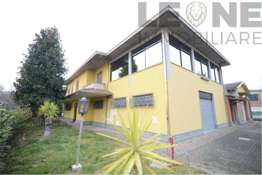 Casa Indipendente in vendita a Savignano sul Panaro via adda