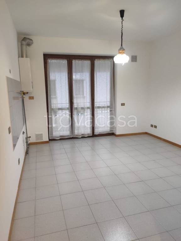 Appartamento in in vendita da privato a Roè Volciano via Ugo Ziliani, 12