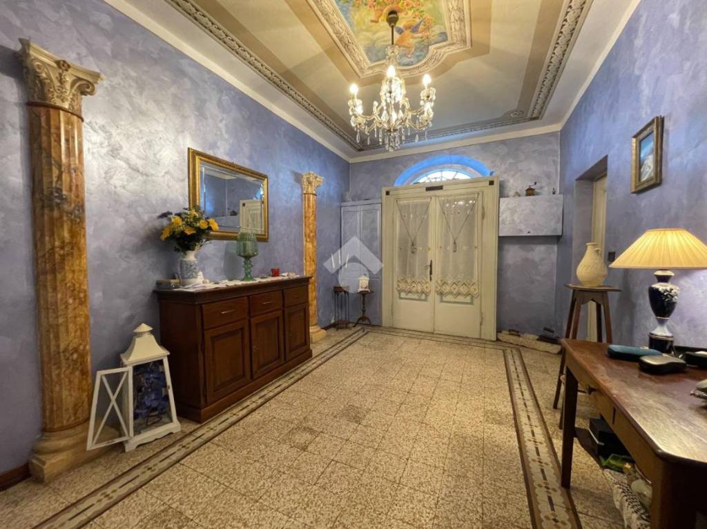 Casa Indipendente in vendita a Rodigo via Tezzone