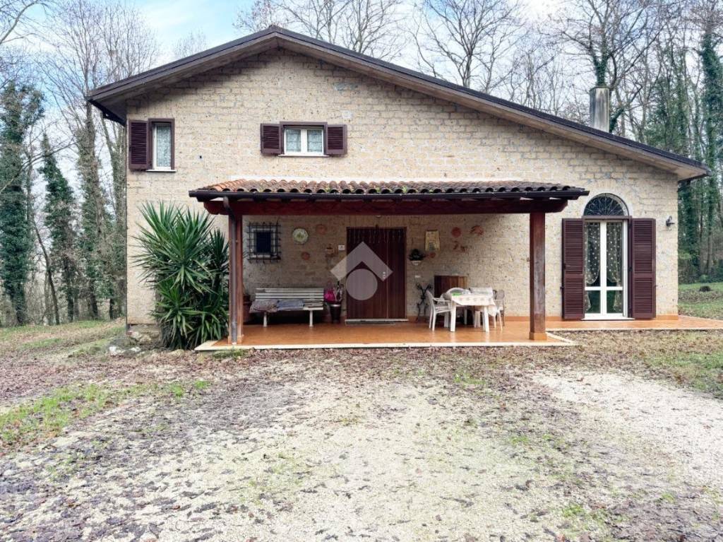 Villa in vendita a Orte vocabolo baucche, 8