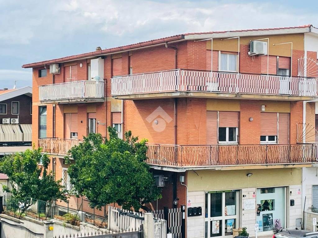Appartamento in vendita a Marino via Calatafimi, 67
