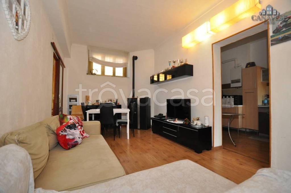Appartamento in vendita a Castellamonte via Massimo d'Azeglio, 116
