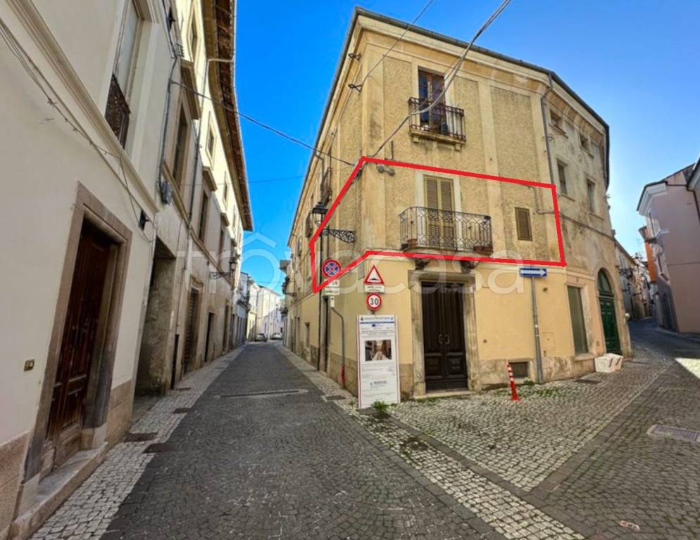 Appartamento in vendita a Torre de' Passeri largo Trivio, 8