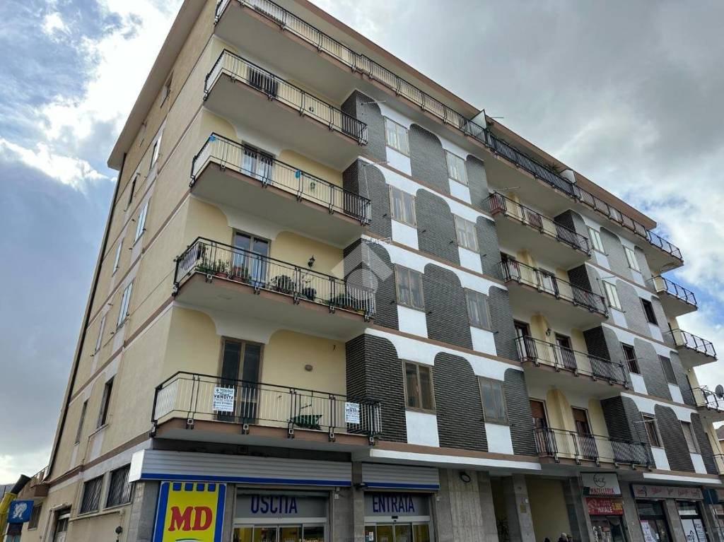 Appartamento in vendita ad Avellino largo malzoni, 14