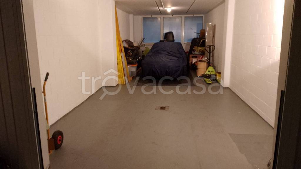 Garage in vendita a Bologna via Cleto Tomba, 7