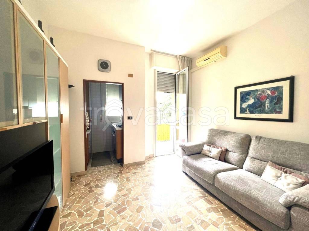 Appartamento in vendita a Bologna via Giuseppe Massarenti
