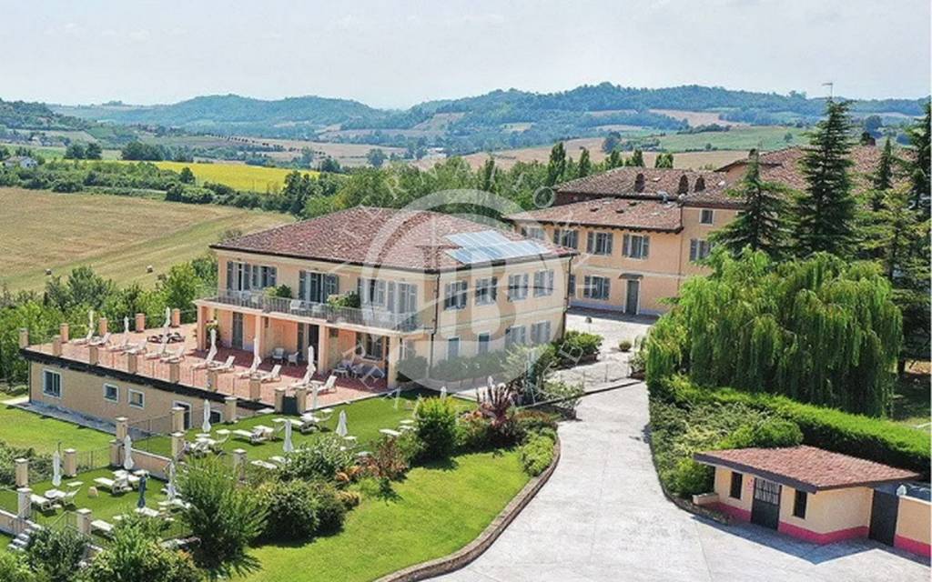 Villa in vendita a Vignale Monferrato