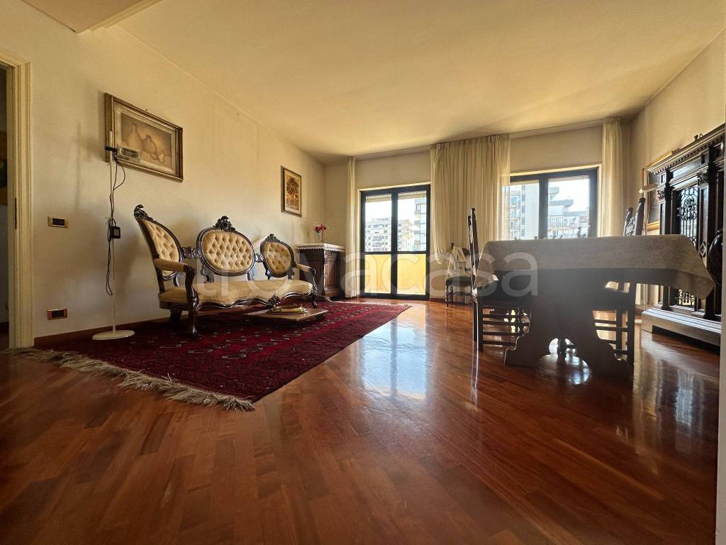 Appartamento in vendita a Bari via Pietro Sette, 1