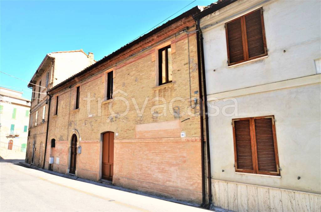 Casa Indipendente in vendita a Monsampolo del Tronto via Cavour