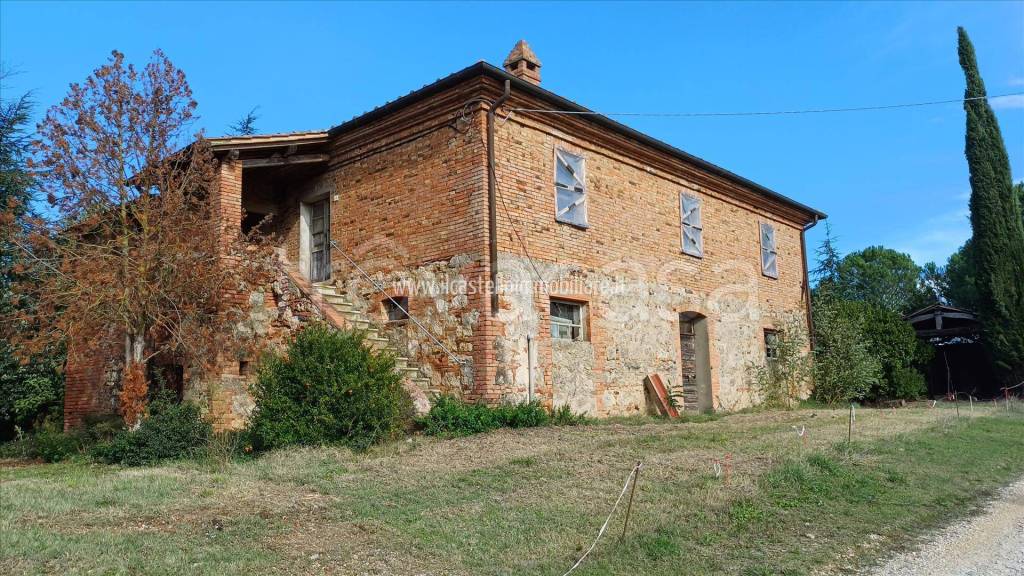Casale in vendita a Castiglione del Lago loc Rengone