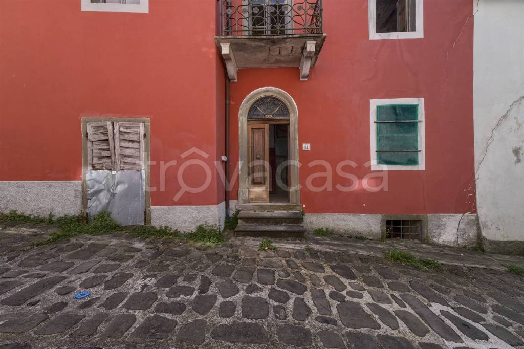 Casa Indipendente in vendita a Bagni di Lucca via Bagno, 41