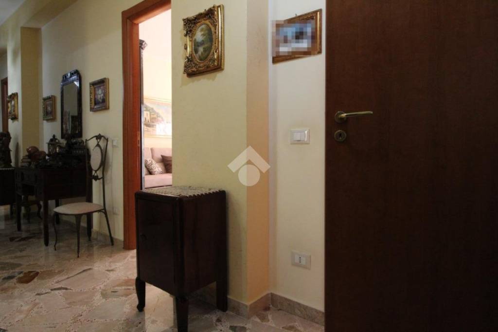 Appartamento in vendita a Palermo via inserra, 29