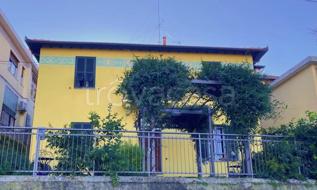 Villa in vendita ad Albenga via San Calocero, 21