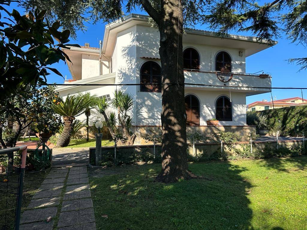 Villa Bifamiliare in vendita a Pontecagnano Faiano