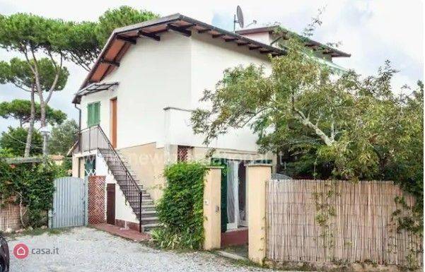 Appartamento in vendita a Forte dei Marmi via Matteo Civitali, 69