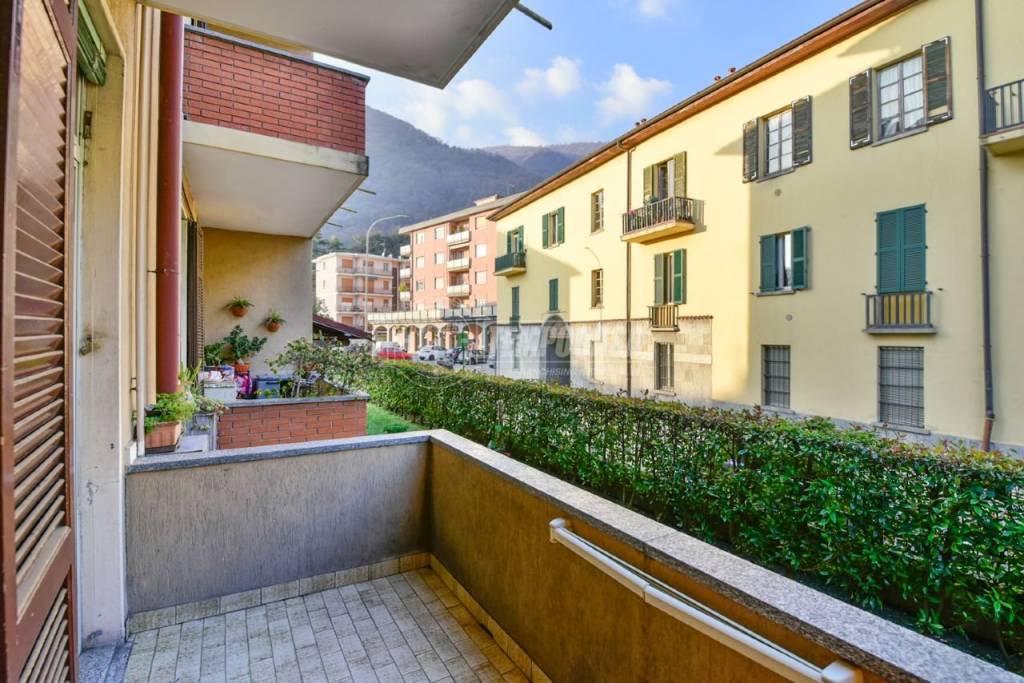 Appartamento in vendita a Ponte Lambro via Castelletti
