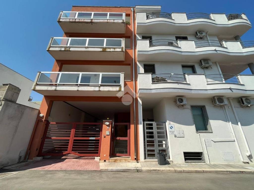 Appartamento in affitto a Brindisi via Ariete, 19