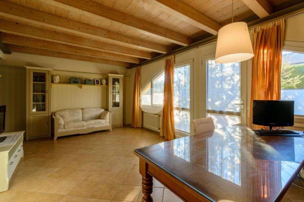 Appartamento in vendita a San Pietro in Cariano via Poiano, 53