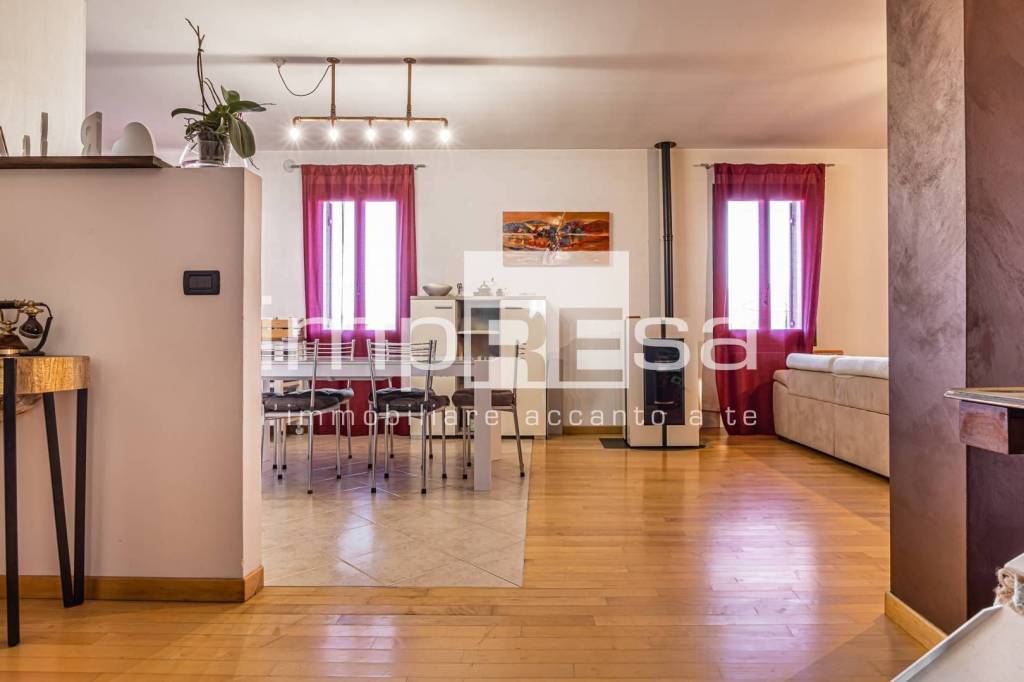 Appartamento in vendita a Cordignano via Pasubio Nord