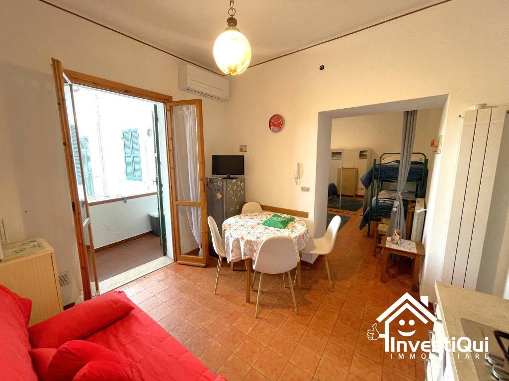 Appartamento in vendita a Pietra Ligure via Soccorso, 31