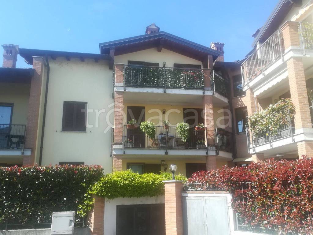 Appartamento in in vendita da privato a Travacò Siccomario via Dante Alighieri, 4