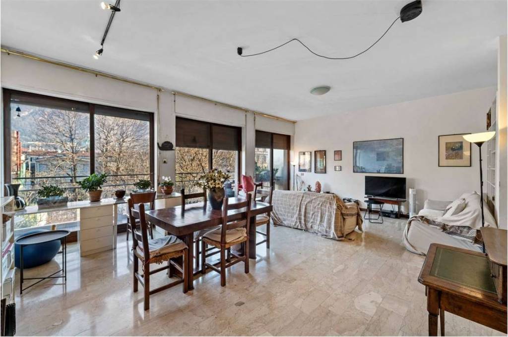Appartamento in vendita a Como via Varese, 75