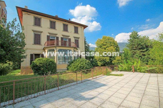 Appartamento in vendita ad Alzano Lombardo via roma