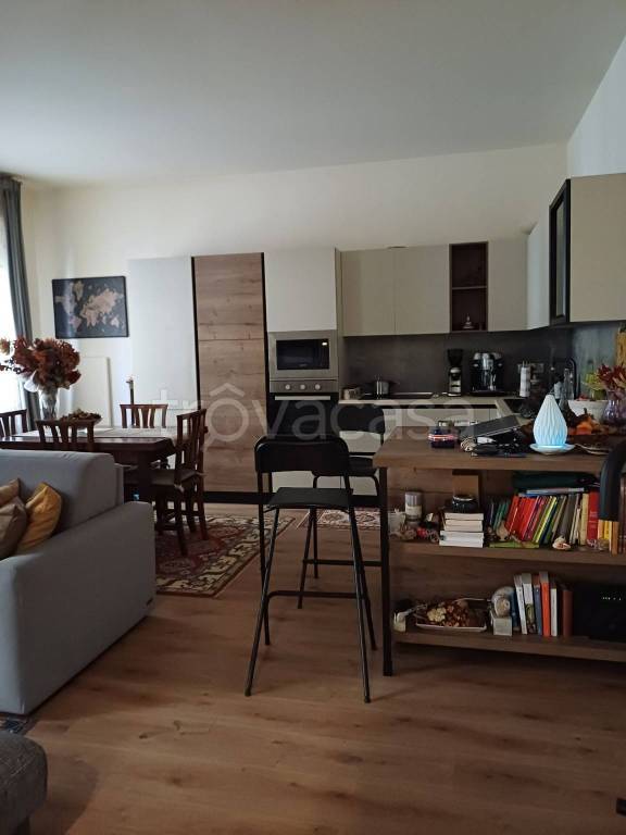Appartamento in in vendita da privato a Savona via Gio Stefano Robatto