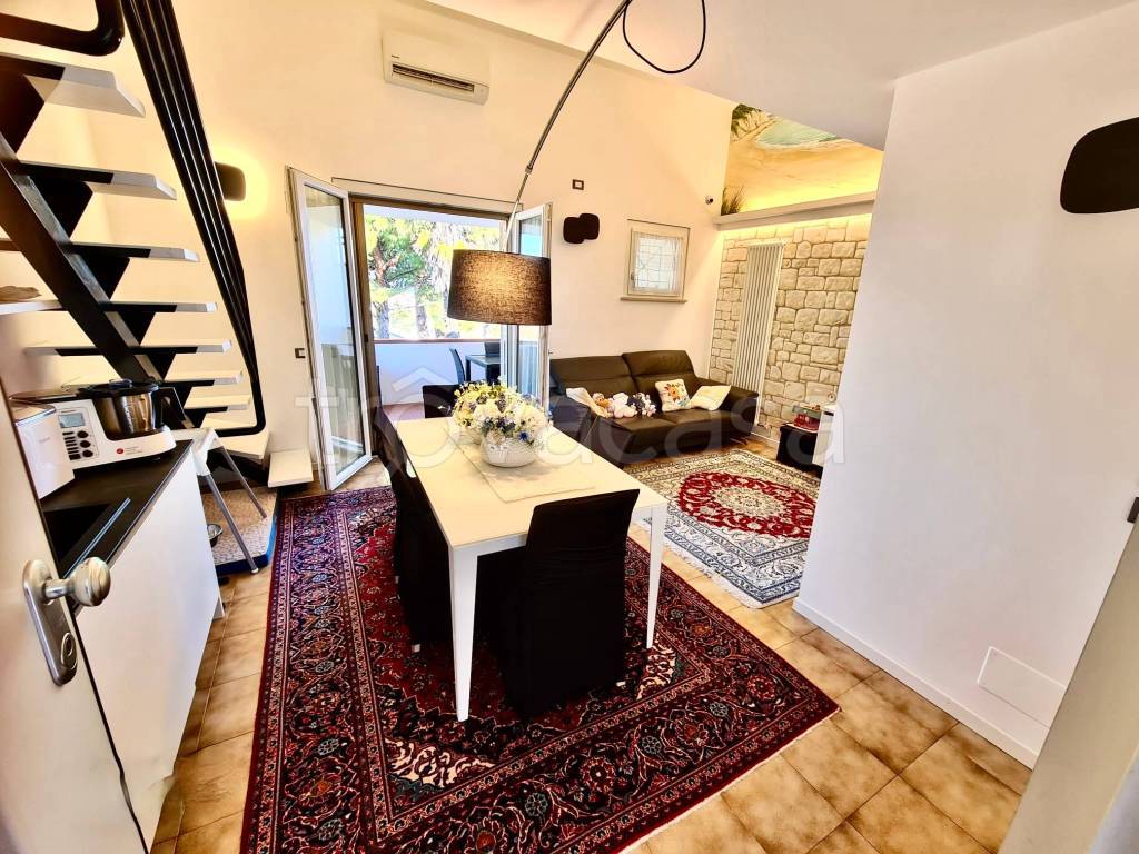 Appartamento in vendita a Numana via Amalfi
