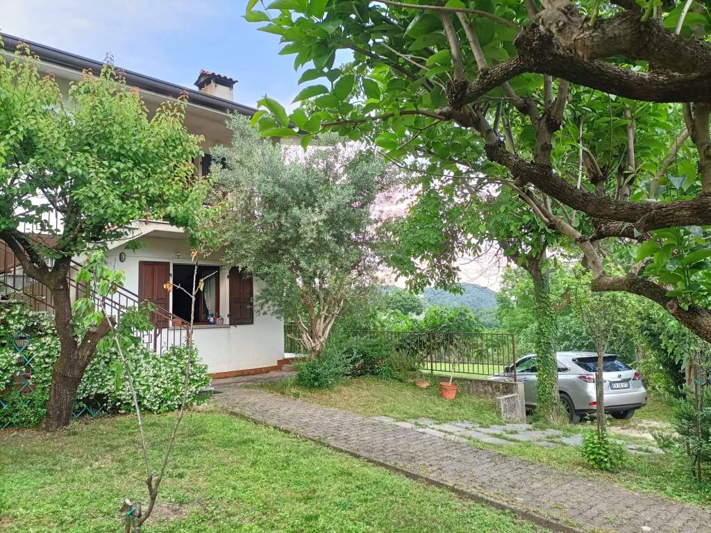 Villa in in vendita da privato a Polcenigo via San Michele