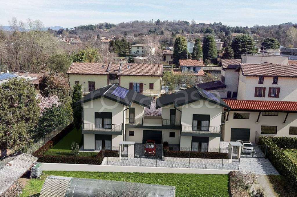 Villa Bifamiliare in vendita ad Azzate via Piave