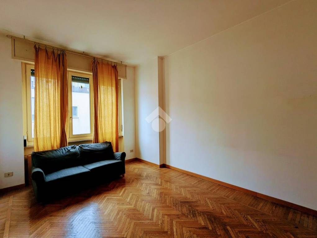 Appartamento in affitto a Milano via Alfonso Lamarmora, 22