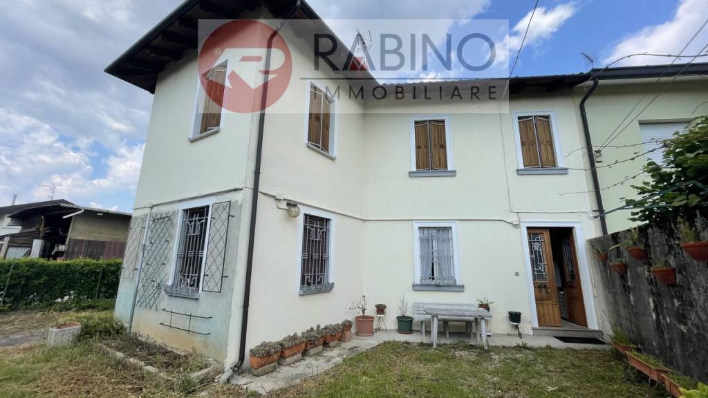 Casa Indipendente in vendita a Udine via buttrio 398