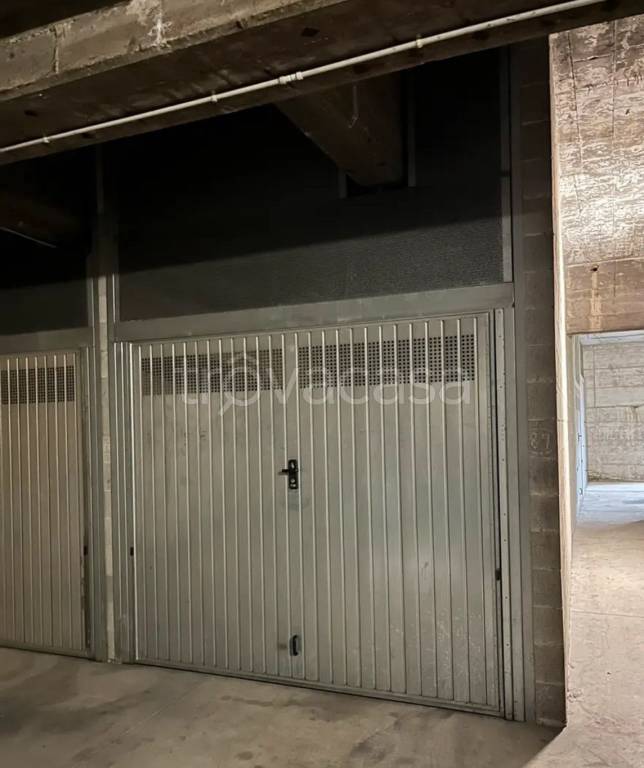 Garage in vendita a Lecco via Fabio Filzi