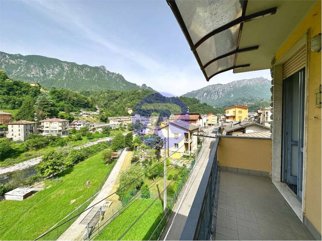 Appartamento in vendita a San Giovanni Bianco via Castelli, 65
