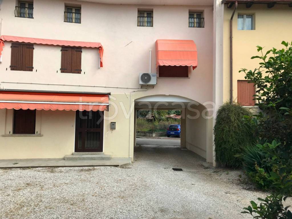 Villa in vendita a Ronchis via Francesco Galetti, 11