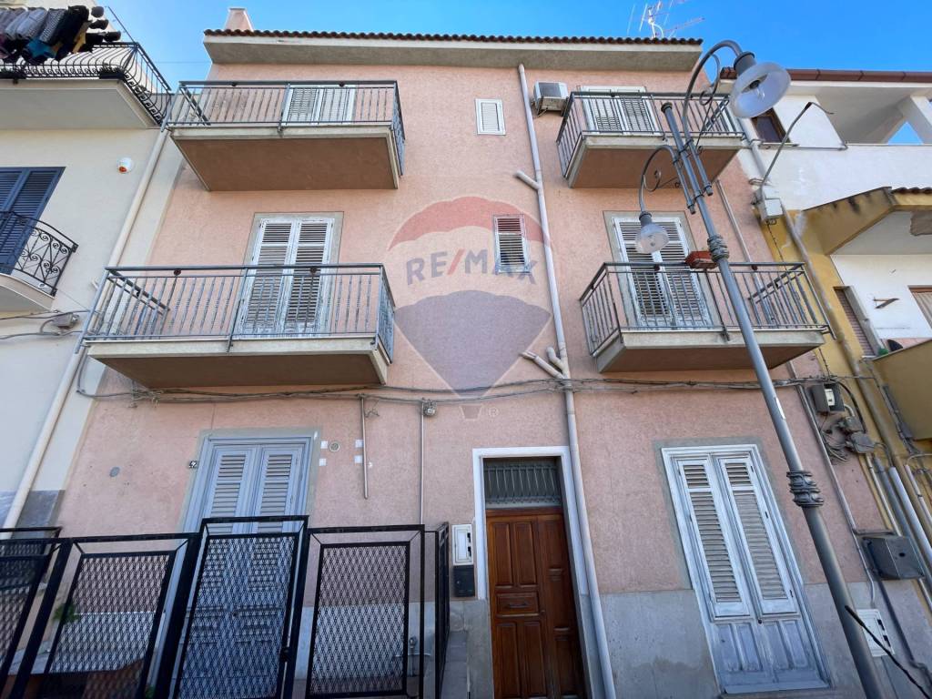 Casa Indipendente in vendita a Ficarazzi largo Castello, 43
