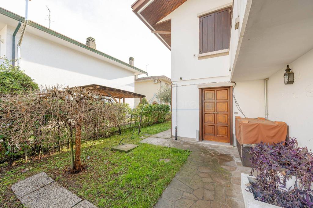 Villa in vendita a Montegrotto Terme via Capitolina, 5