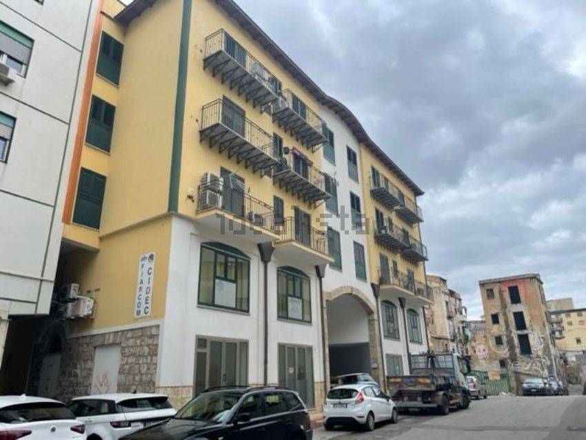 Appartamento in vendita a Palermo via Gabriele Bonomo, 44