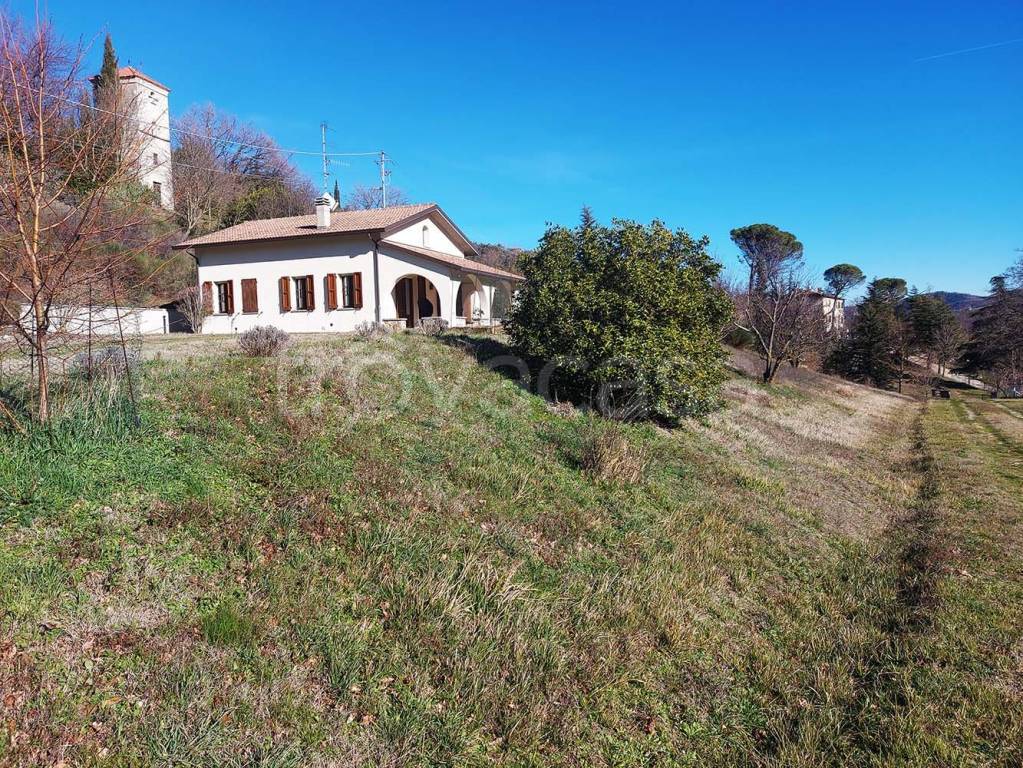 Villa in vendita a Portico e San Benedetto