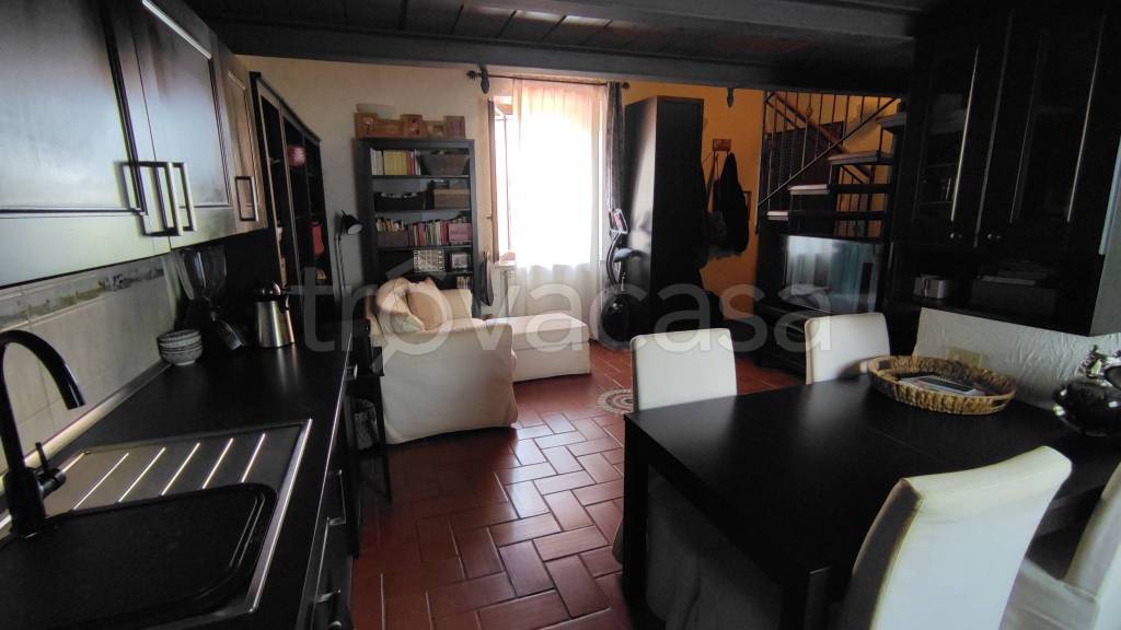 Appartamento in vendita a Mentana via Reatina, 3