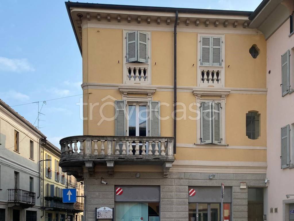 Appartamento in vendita a Voghera piazza Duomo