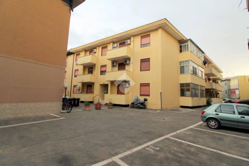 Appartamento in vendita a Palermo via inserra, 37