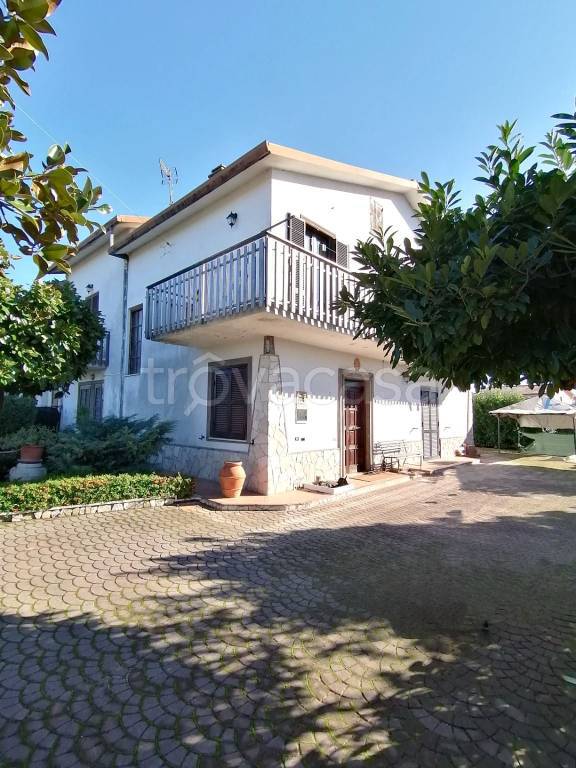 Villa Bifamiliare in vendita ad Anagni via Bagnara
