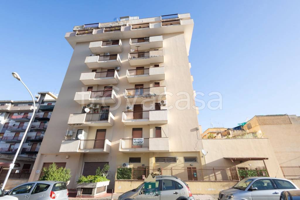 Appartamento in vendita a Palermo via Gaetano di Pasquale, 3